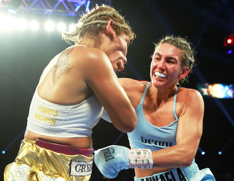 Mikaela-Mayer-Defeats-Lizbeth-Crespo-in-Las-Vegas