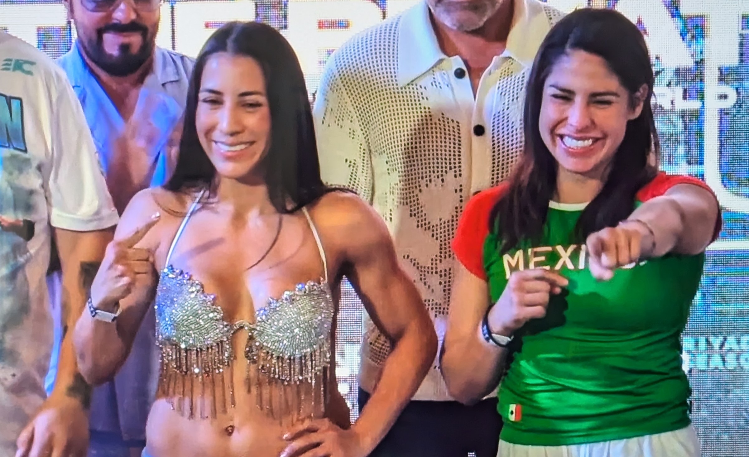 Yokasta-Valle-vs-Marlen-Esparza-in-Cancun.jpg