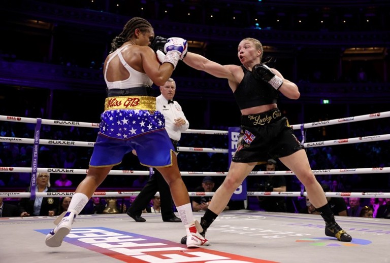 A-Night-of-Unification:-Lauren-Price-vs.-Natasha-Jonas-at-the-Royal-Albert-Hall.jpg